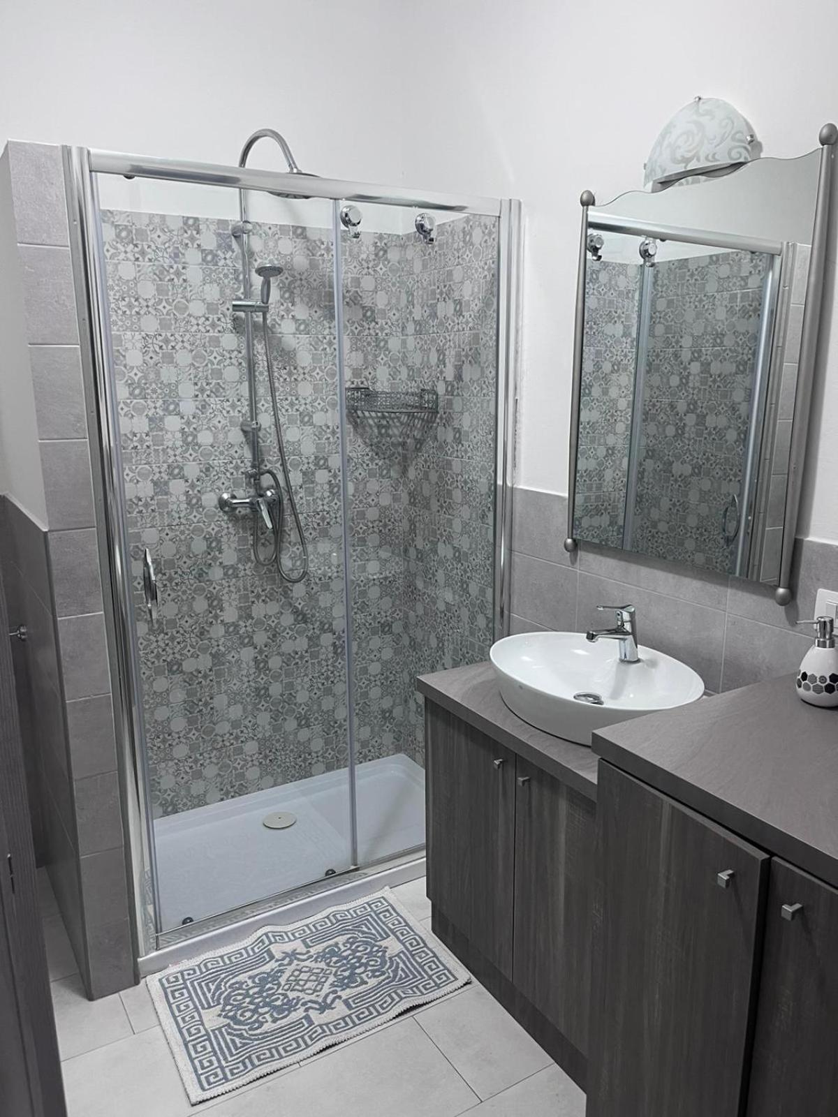 Apartament Nina'S House 3 , A 300 Metri Dal Mare Santa Caterina Dello Ionio Marina Zewnętrze zdjęcie