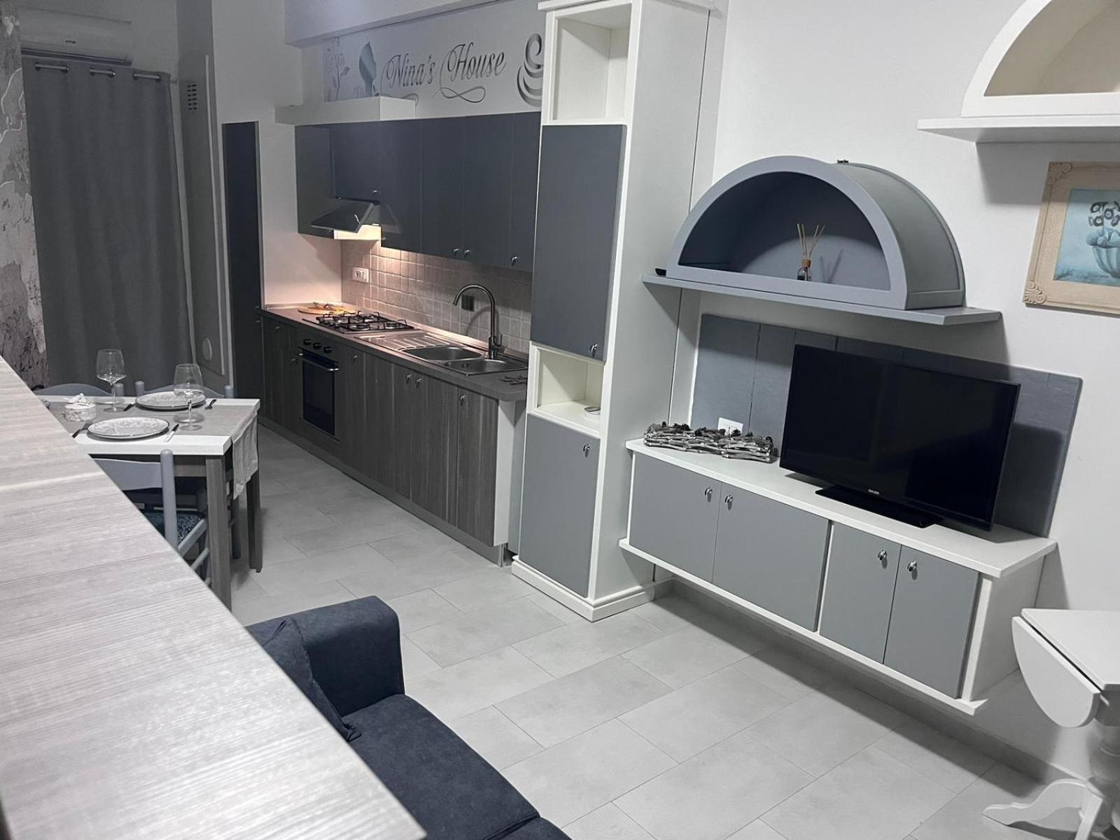 Apartament Nina'S House 3 , A 300 Metri Dal Mare Santa Caterina Dello Ionio Marina Zewnętrze zdjęcie